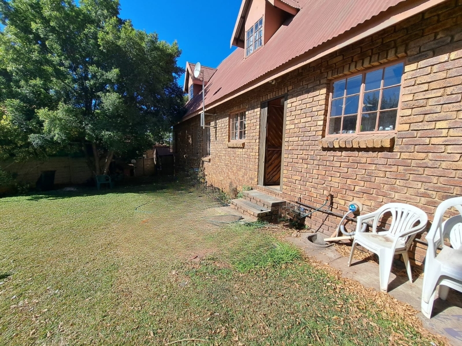 4 Bedroom Property for Sale in Safari Gardens North West